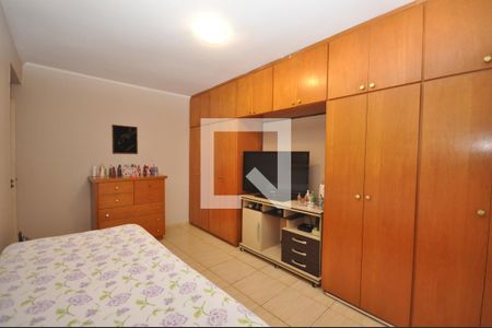 Casa à venda com 300m², 7 quartos e 4 vagasQuarto 4