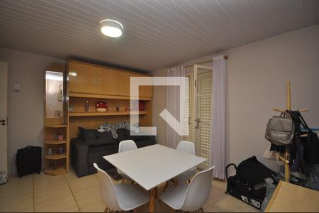 Casa à venda com 300m², 7 quartos e 4 vagasQuarto 6