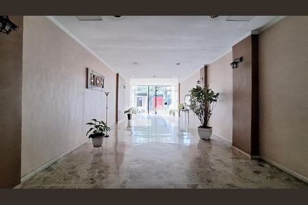 Apartamento à venda com 85m², 2 quartos e 1 vagaHall de entrada