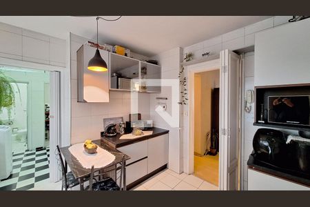 Apartamento à venda com 85m², 2 quartos e 1 vagaCozinha
