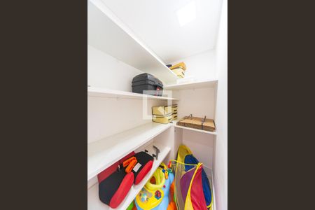 Apartamento à venda com 160m², 4 quartos e 4 vagasRoupeiro