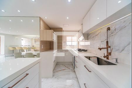 Apartamento à venda com 160m², 4 quartos e 4 vagasCozinha