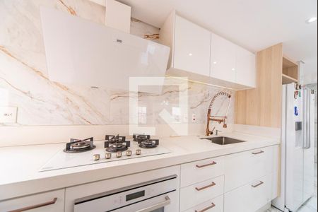 Apartamento à venda com 160m², 4 quartos e 4 vagasCozinha