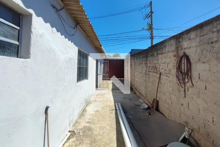 Casa para alugar com 102m², 3 quartos e 2 vagasQuintal