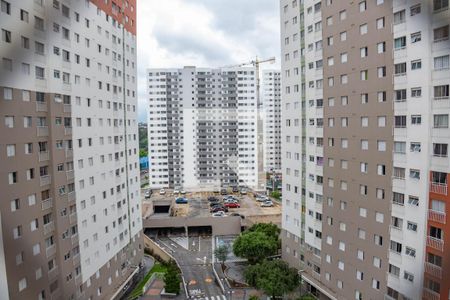 Vista do quarto 2  de apartamento para alugar com 2 quartos, 50m² em Canhema, Diadema