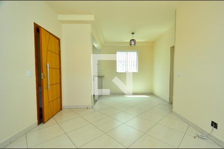 Sala de apartamento à venda com 2 quartos, 70m² em Ipiranga, Belo Horizonte