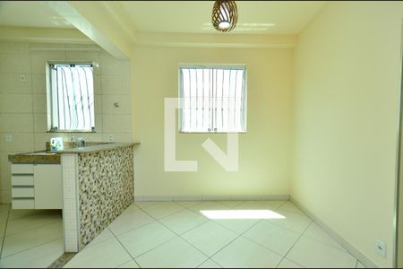 Sala de apartamento à venda com 2 quartos, 70m² em Ipiranga, Belo Horizonte