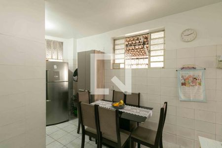 Casa à venda com 80m², 3 quartos e 1 vaga Casa à venda com 80m², 3 quartos e 1 vagaCozinha