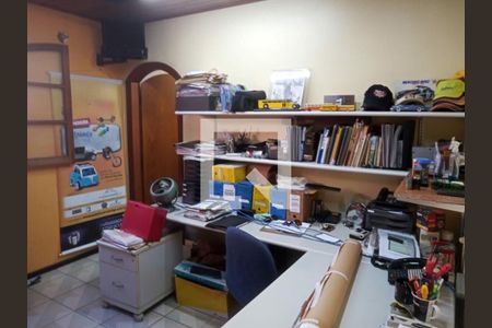 Casa à venda com 271m², 4 quartos e 4 vagas