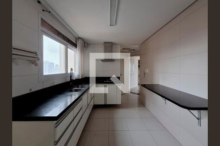 Apartamento à venda com 194m², 3 quartos e 4 vagasCozinha