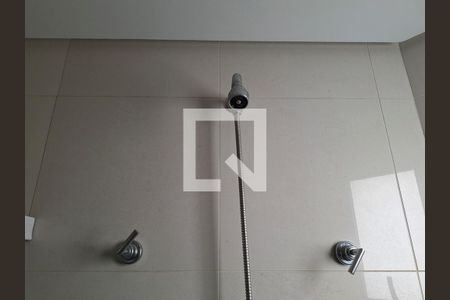 Apartamento à venda com 194m², 3 quartos e 4 vagasBanheiro Quarto 2
