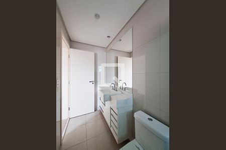 Apartamento à venda com 194m², 3 quartos e 4 vagasBanheiro Quarto 2