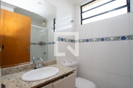 Banheiro da Suíte 1 de apartamento à venda com 2 quartos, 69m² em Vila Galvão, Guarulhos