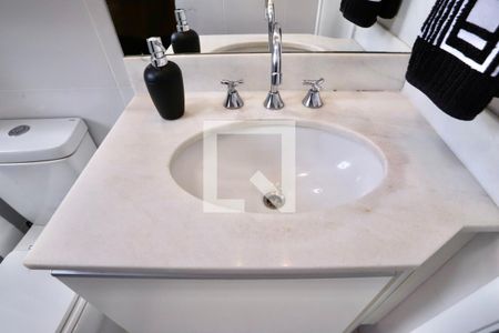 Apartamento à venda com 57m², 2 quartos e 1 vagaBanheiro do Quarto 1