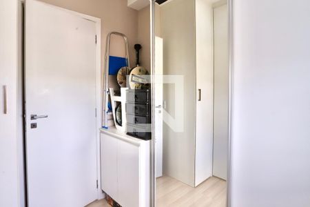 Apartamento à venda com 57m², 2 quartos e 1 vagaQuarto 2