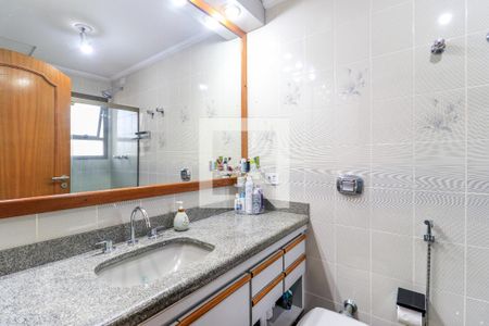 Apartamento à venda com 353m², 5 quartos e 5 vagasBanheiro da Suíte 3