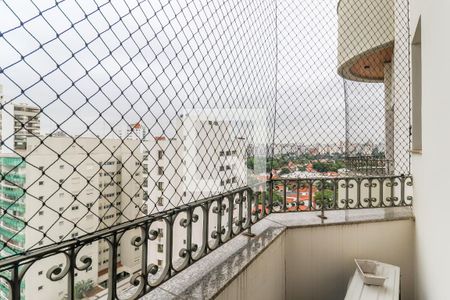 Apartamento à venda com 353m², 5 quartos e 5 vagasVaranda do Quarto 