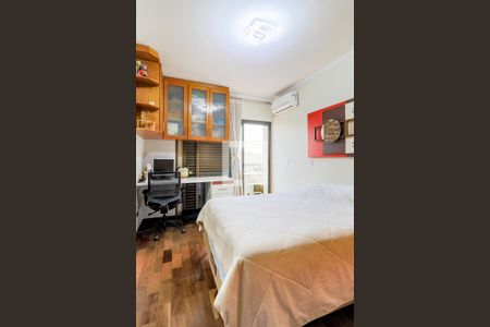 Apartamento à venda com 353m², 5 quartos e 5 vagasSuíte 3