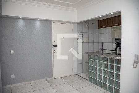 Sala  de apartamento para alugar com 2 quartos, 44m² em Canhema, Diadema