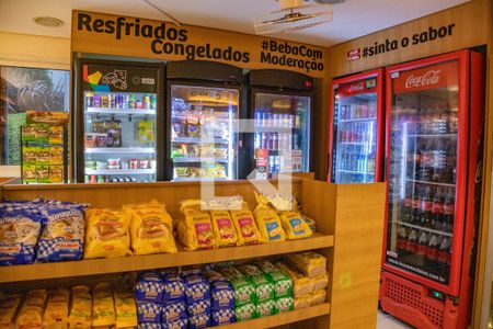 Apartamento para alugar com 44m², 2 quartos e 1 vagaMinimercado 