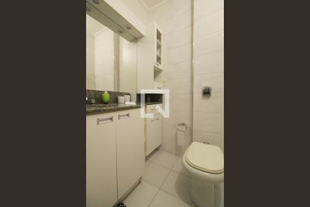 Apartamento à venda com 200m², 4 quartos e 1 vagaBanheiro da suíte 2