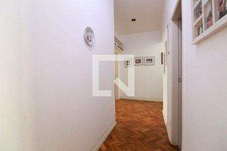 Apartamento à venda com 200m², 4 quartos e 1 vagaCorredor de acesso