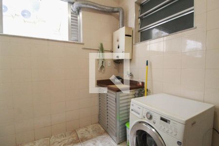 Apartamento à venda com 200m², 4 quartos e 1 vagaÁrea de serviço