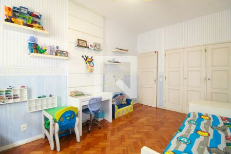 Apartamento à venda com 200m², 4 quartos e 1 vagaQuarto 2