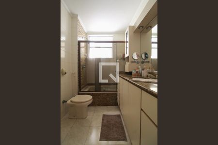 Apartamento à venda com 200m², 4 quartos e 1 vagaBanheiro da suíte 1