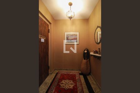 Apartamento à venda com 200m², 4 quartos e 1 vagaSala de jantar - hall de entrada