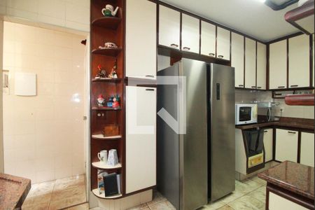 Apartamento à venda com 200m², 4 quartos e 1 vagaCozinha
