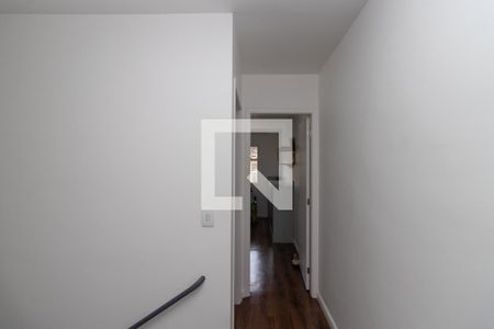 Casa de condomínio à venda com 112m², 3 quartos e 2 vagas Casa de condomínio à venda com 112m², 3 quartos e 2 vagasHall dos Quartos