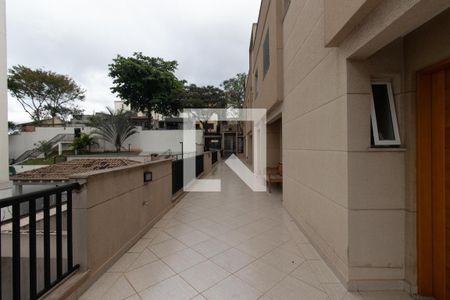Casa de condomínio à venda com 112m², 3 quartos e 2 vagas Casa de condomínio à venda com 112m², 3 quartos e 2 vagasÁrea Externa