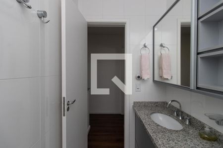 Casa de condomínio à venda com 112m², 3 quartos e 2 vagas Casa de condomínio à venda com 112m², 3 quartos e 2 vagasBanheiro Social