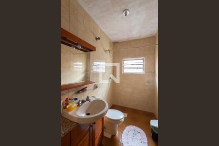 Casa à venda com 161m², 4 quartos e 2 vagasBanheiro 2