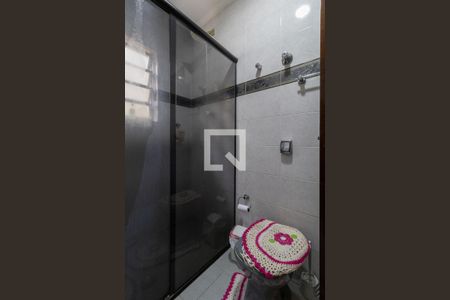 Casa à venda com 206m², 3 quartos e 4 vagasBanheiro 2