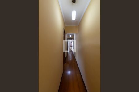 Casa à venda com 206m², 3 quartos e 4 vagasCorredor