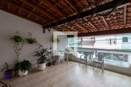 Casa à venda com 206m², 3 quartos e 4 vagasVaranda Quarto 2