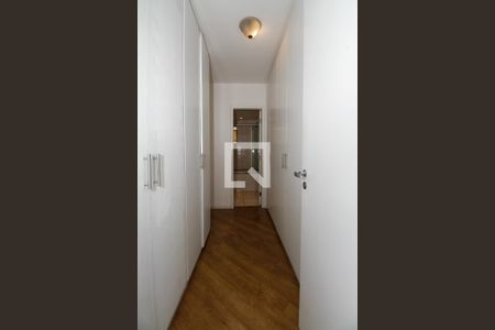 Apartamento à venda com 132m², 4 quartos e 3 vagasCloset da Suíte