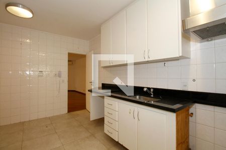 Apartamento à venda com 132m², 4 quartos e 3 vagasCozinha
