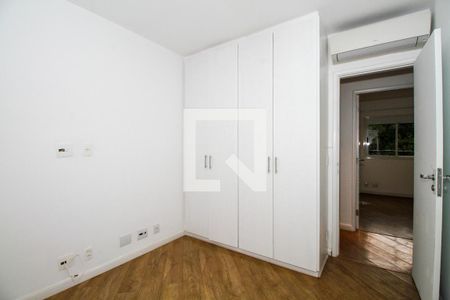 Apartamento à venda com 132m², 4 quartos e 3 vagasQuarto 3
