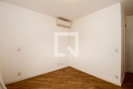 Apartamento à venda com 132m², 4 quartos e 3 vagasSuíte