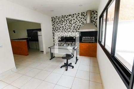 Apartamento à venda com 41m², 2 quartos e 1 vaga Apartamento à venda com 41m², 2 quartos e 1 vagaÁrea comum - Churrasqueira