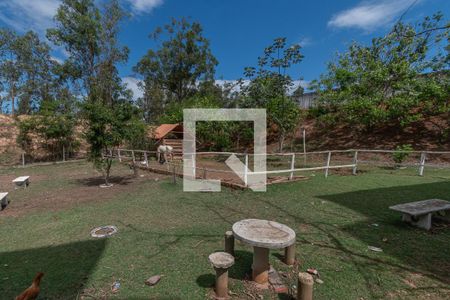 Apartamento para alugar com 56m², 2 quartos e 1 vagaÁrea comum - Fazendinha 