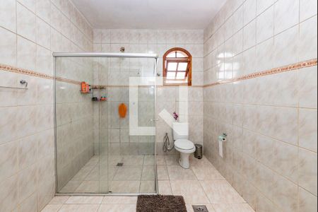 Casa à venda com 360m², 4 quartos e 4 vagas Casa à venda com 360m², 4 quartos e 4 vagasBanheiro Social