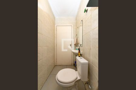 Casa à venda com 360m², 4 quartos e 4 vagas Casa à venda com 360m², 4 quartos e 4 vagasLavabo