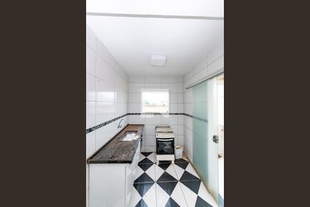 Casa à venda com 360m², 4 quartos e 4 vagas Casa à venda com 360m², 4 quartos e 4 vagasCozinha Casa 2