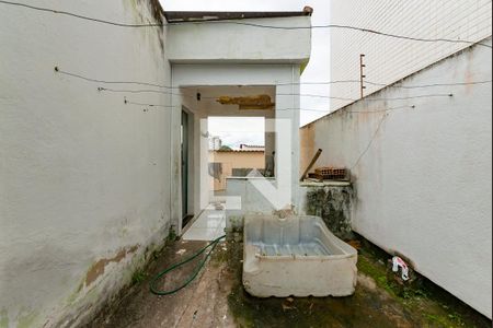Casa à venda com 360m², 4 quartos e 4 vagas Casa à venda com 360m², 4 quartos e 4 vagasCasa 2