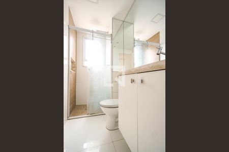 Apartamento à venda com 48m², 2 quartos e 1 vaga Apartamento à venda com 48m², 2 quartos e 1 vagaBanheiro