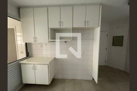 Apartamento à venda com 132m², 4 quartos e 3 vagasCozinha